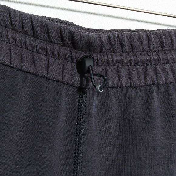 Lululemon Softstreme High-Rise Pant Black Regular Peach-Fuzz Straight Leg Size 8 - Picture 3 of 16